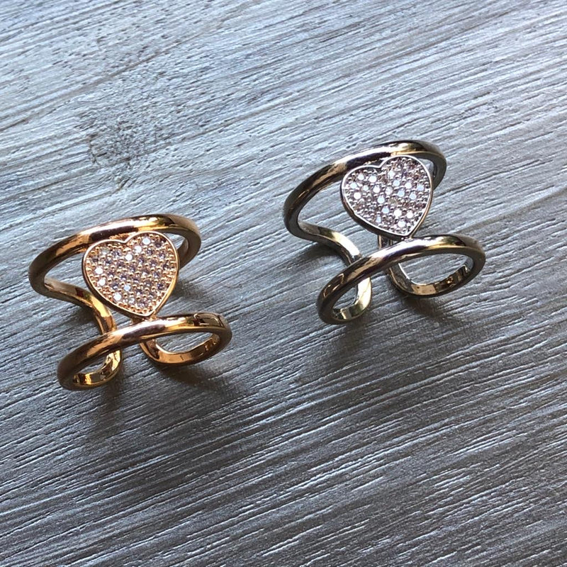 Anello con cuore centrale